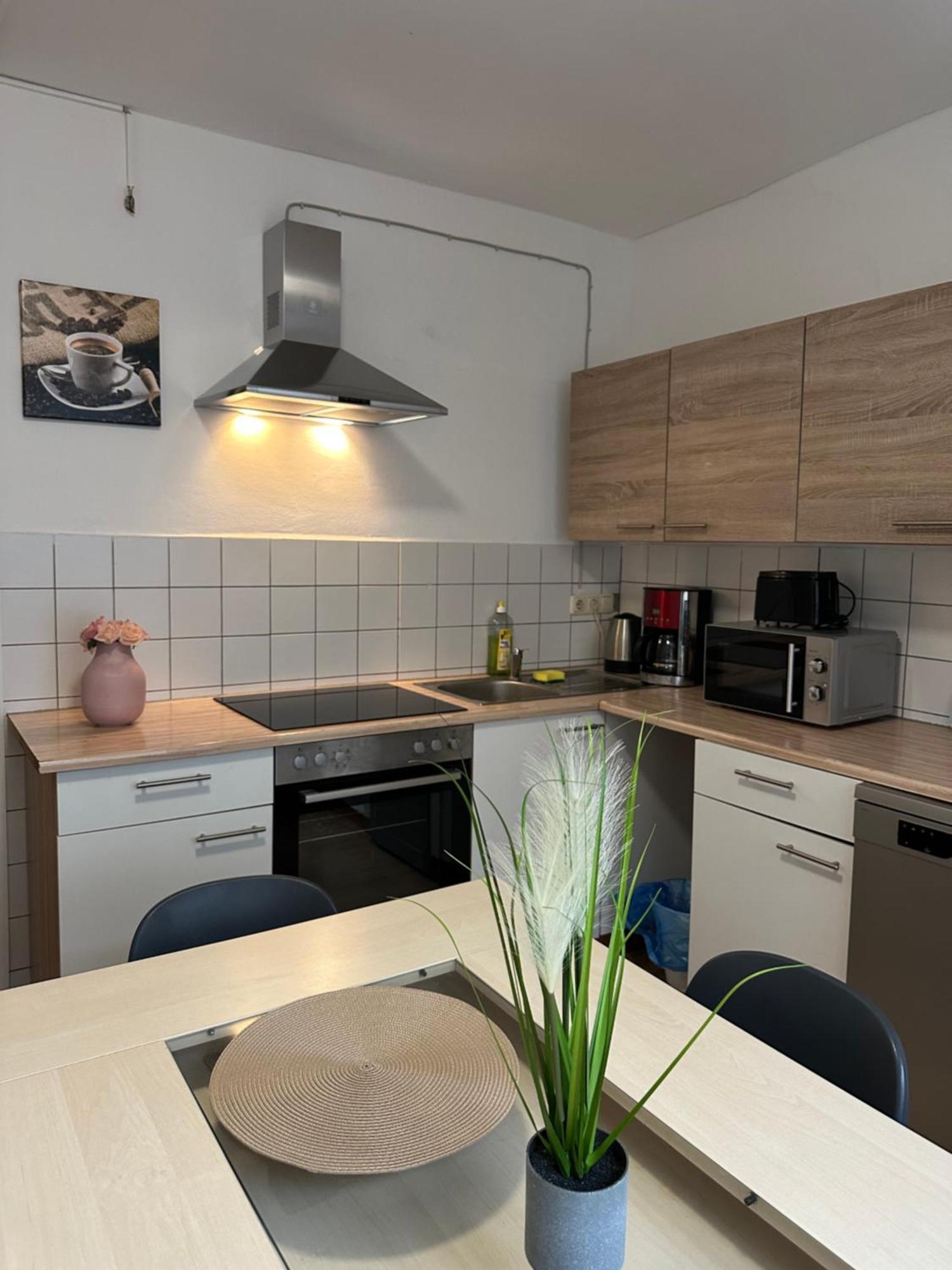 City Apartments Direkt Am Hauptbahnhof - Perfekt Fuer Pendler Und Monteure Ноймюнстер Экстерьер фото